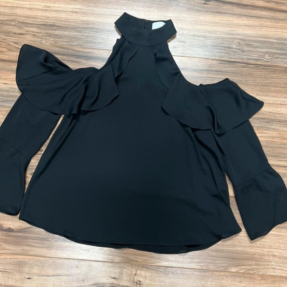 Amanda Uprichard small cold shoulder top